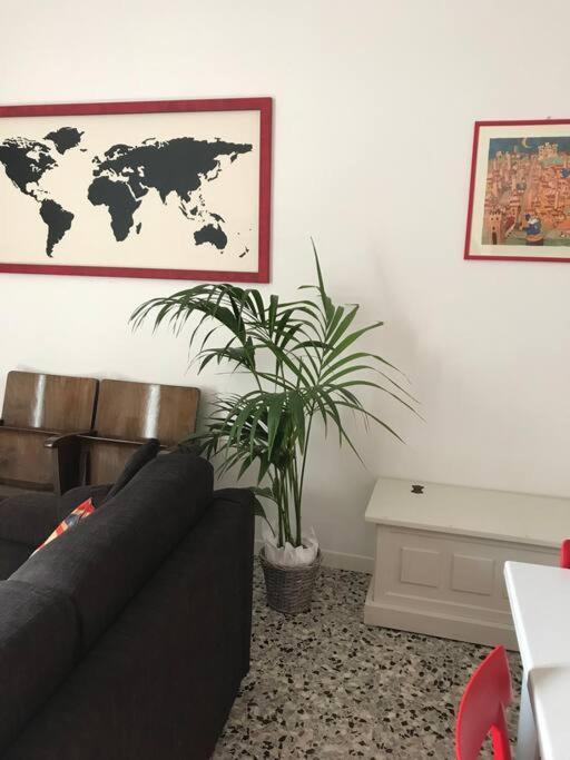 I Marici Apartment ปาเวีย ภายนอก รูปภาพ